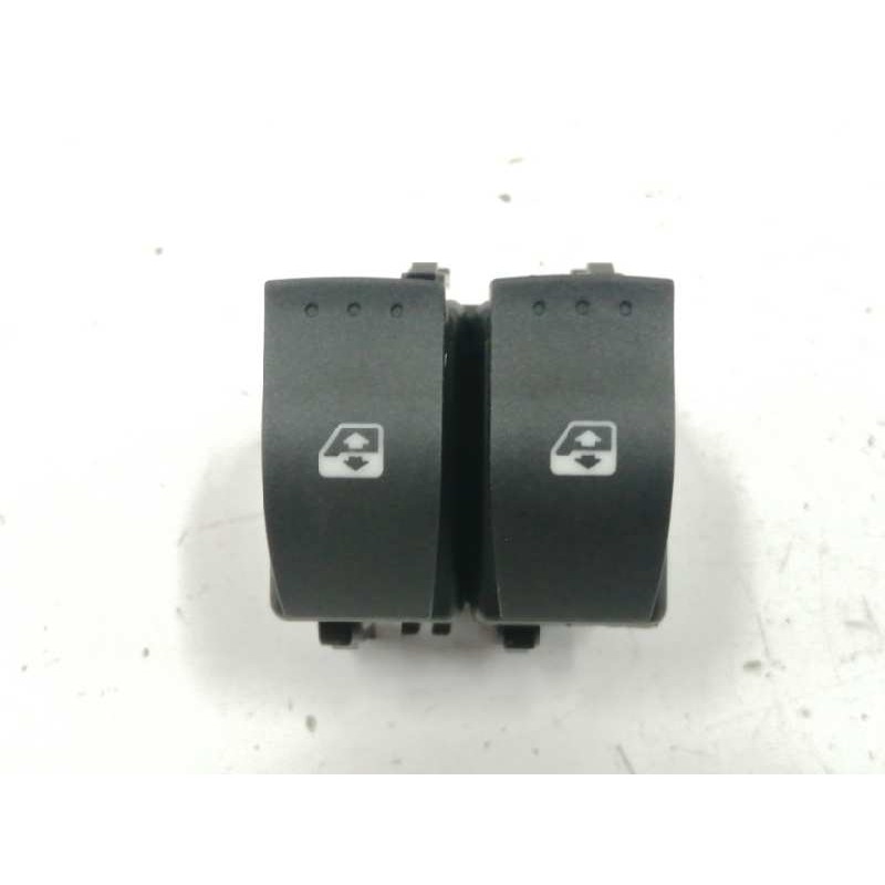 Recambio de mando elevalunas delantero izquierdo para opel vivaro referencia OEM IAM 8200315034  