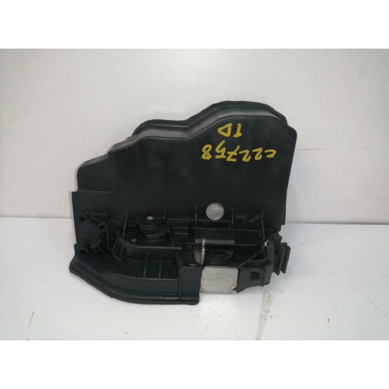 CERRADURA PUERTA TRASERA DERECHA