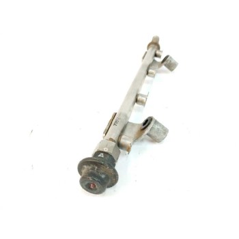 Recambio de rampa inyectora para kia cee´d 1.4 cat referencia OEM IAM 353402B000  