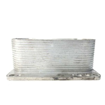 Recambio de enfriador aceite motor para nissan primastar (x..) 2.0 dci diesel referencia OEM IAM 6790972560  