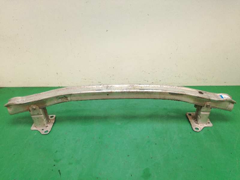 Recambio de refuerzo paragolpes delantero para renault scenic ii 1.6 16v referencia OEM IAM 200380507  