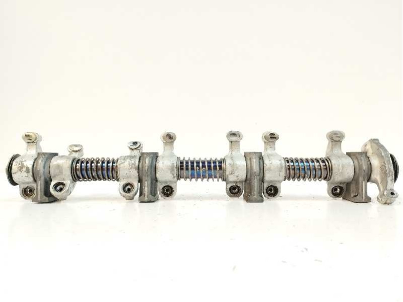 Recambio de eje balancines para land rover range rover (lp) hse (165kw) referencia OEM IAM 611660 Recambio de eje balancines para land rover range rover (lp) hse (165kw) referencia OEM IAM 611660
