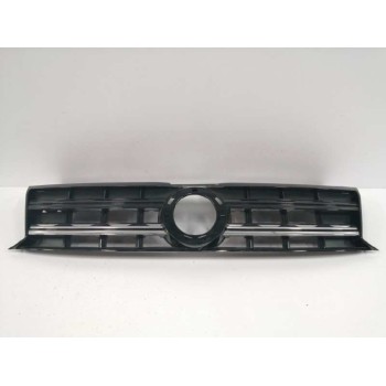 Recambio de rejilla delantera para volkswagen amarok comfortline doublecab 4motion referencia OEM IAM 2H6853651B  