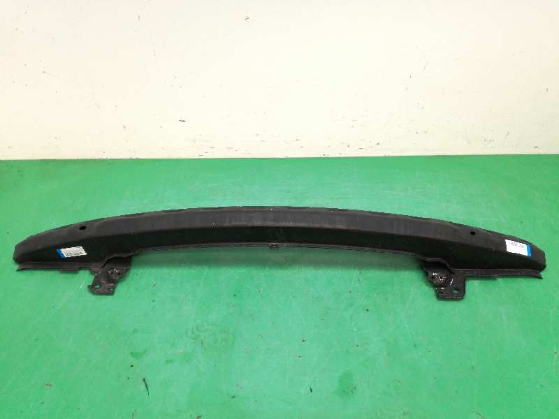Recambio de refuerzo paragolpes delantero para volkswagen golf iv berlina (1j1) 1.6 referencia OEM IAM 1J0806635A  