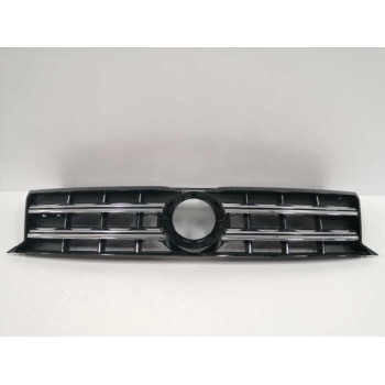 Recambio de rejilla delantera para volkswagen amarok comfortline doublecab 4motion referencia OEM IAM 2H6853651B  