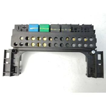 CAJA RELES / FUSIBLES A1695450001 