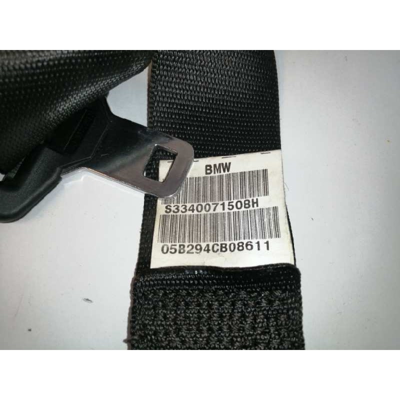 CINTURON SEGURIDAD TRASERO DERECHO 33040666