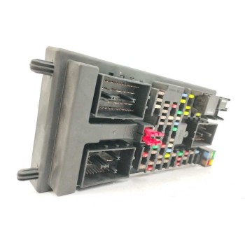 Recambio de caja reles / fusibles para land rover evoque 2.2 td4 cat referencia OEM IAM BJ3214F041AC 3521AT510A 