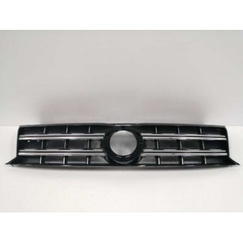 Recambio de rejilla delantera para volkswagen amarok comfortline doublecab 4motion referencia OEM IAM 2H6853651B  