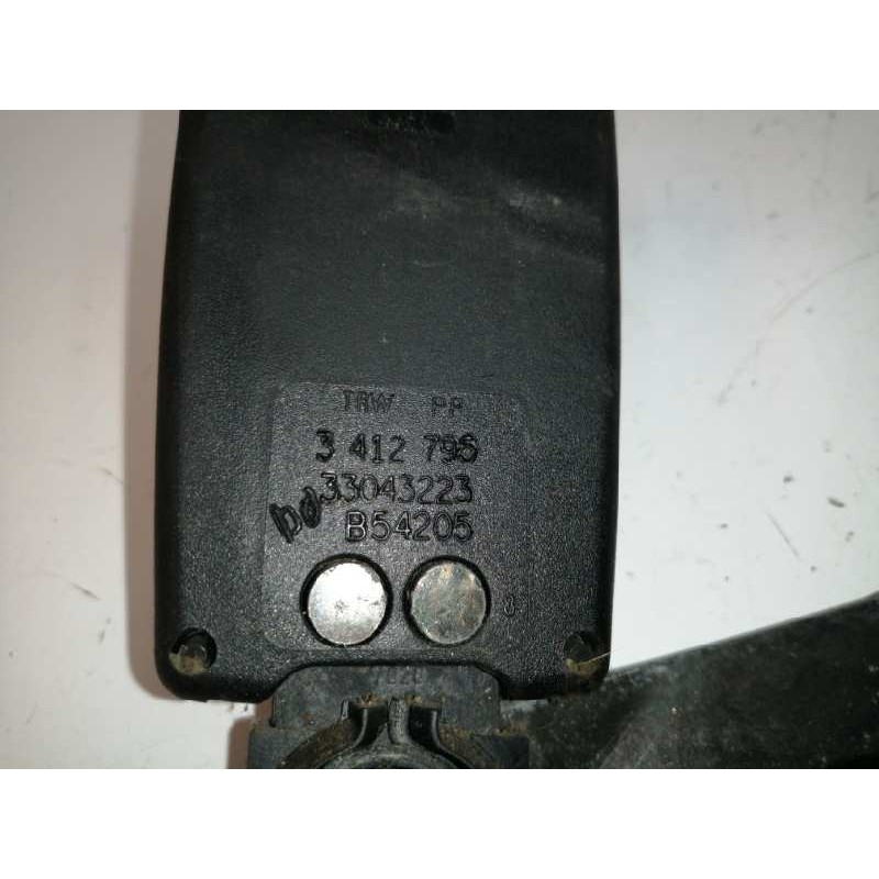 ENGANCHE CINTURON IZQUIERDO TRASERO 33043223