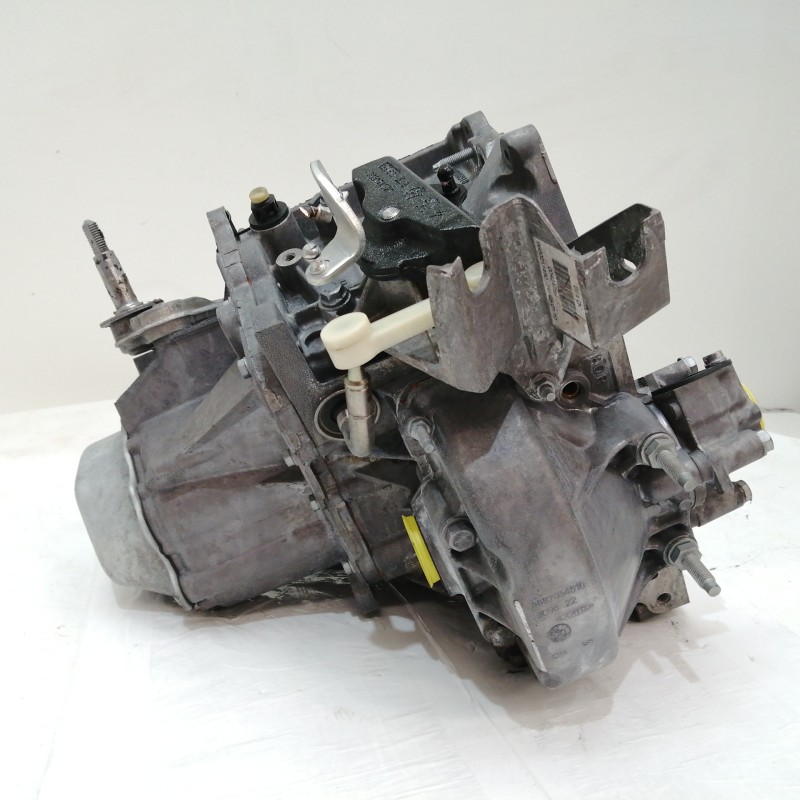 CAJA CAMBIOS 165105 KM