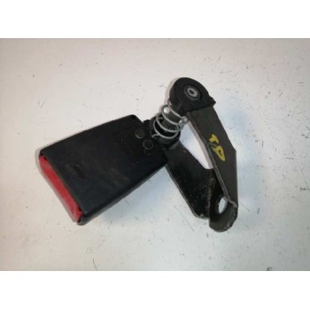 Recambio de enganche cinturon derecho para bmw x3 (e83) 2.0 d referencia OEM IAM 3412796 TRASERO 33043222
