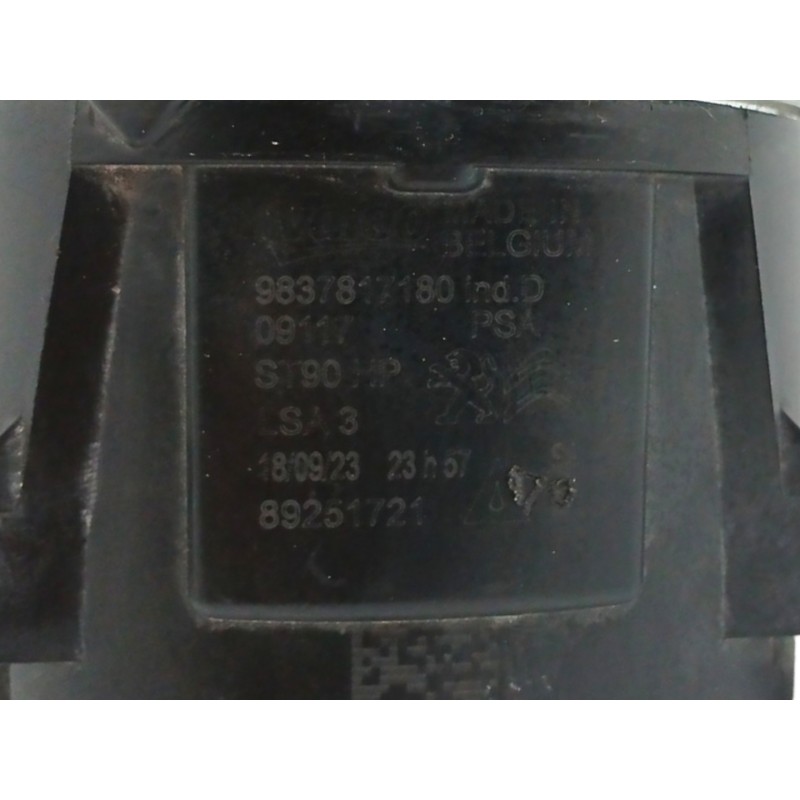 FARO ANTINIEBLA IZQUIERDO