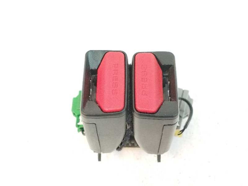 Recambio de enganche cinturon derecho para land rover evoque 2.2 td4 cat referencia OEM IAM BJ32613K21AC TRASERO Recambio de enganche cinturon derecho para land rover evoque 2.2 td4 cat referencia OEM IAM BJ32613K21AC TRASERO