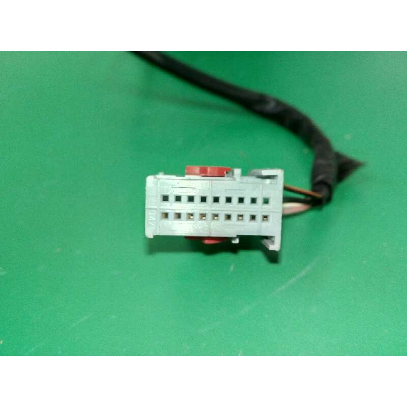 RETROVISOR DERECHO ELECTRICO