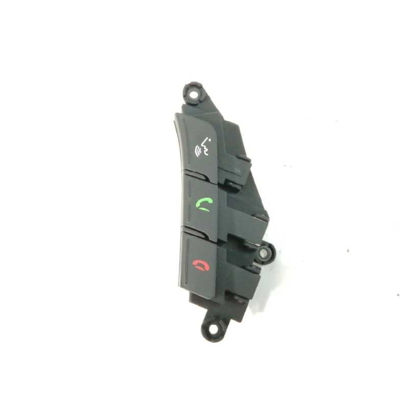 Recambio de mando volante para hyundai i40 1.7 crdi cat referencia OEM IAM 39R2931200 LADO DERECHO Recambio de mando volante para hyundai i40 1.7 crdi cat referencia OEM IAM 39R2931200 LADO DERECHO
