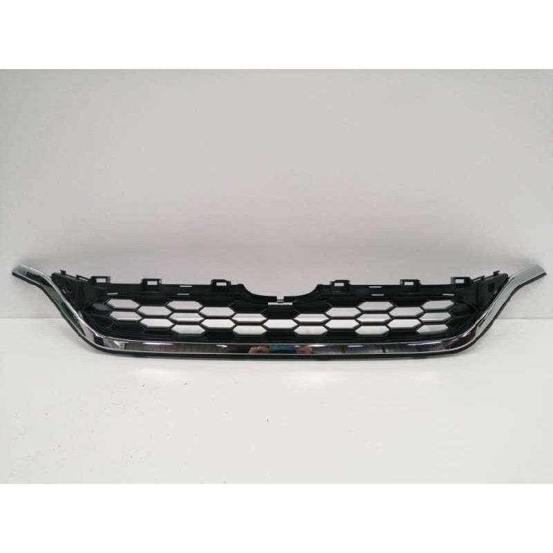 Recambio de rejilla delantera para honda cr-v referencia OEM IAM 71127T1VE010M1 OBSERVAR FOTOS 