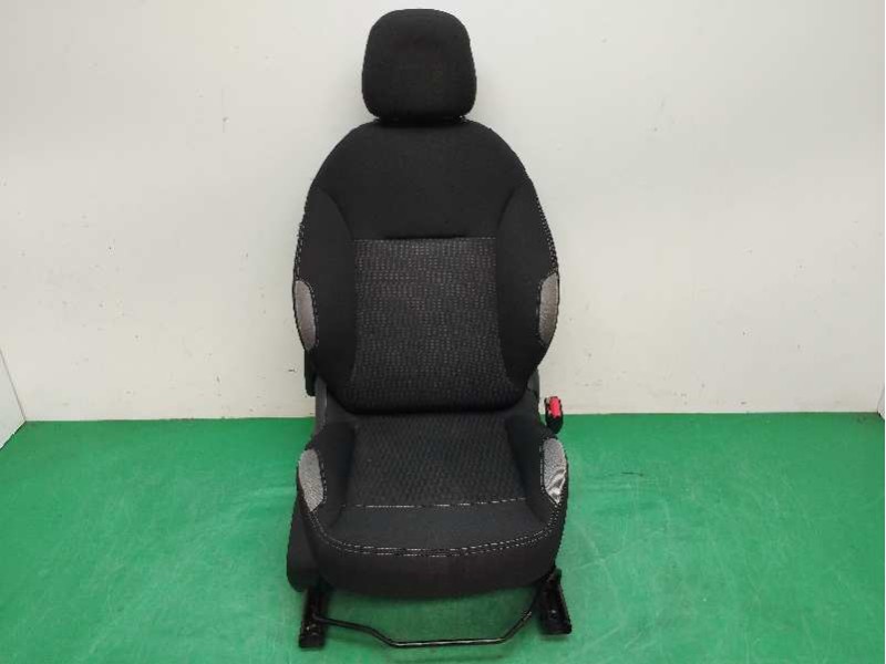 Recambio de asiento delantero derecho para peugeot 208 1.2 12v vti referencia OEM IAM   