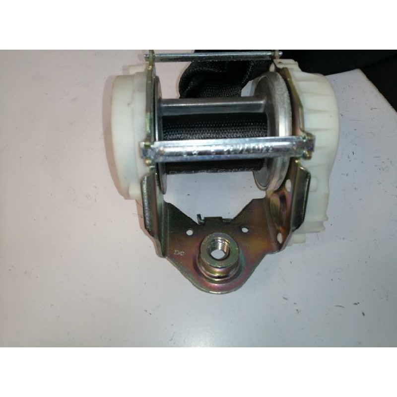 CINTURON SEGURIDAD DELANTERO DERECHO 33048192