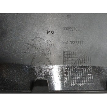 Recambio de moldura para peugeot partner furgoneta/monovolumen (k9) 1.5 bluehdi 100 referencia OEM IAM 9817837777 PARTE FRONTAL 