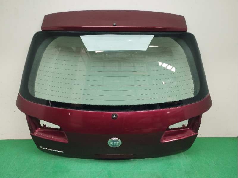 Recambio de porton trasero para fiat croma (194) 1.9 jtd 16v cat referencia OEM IAM 51729656 OBSERVAR FOTOS 