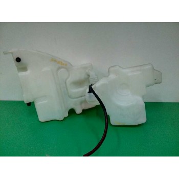 Recambio de deposito limpia para mitsubishi canter 4.05  plataforma 35 cabina individual (comfort) referencia OEM IAM   