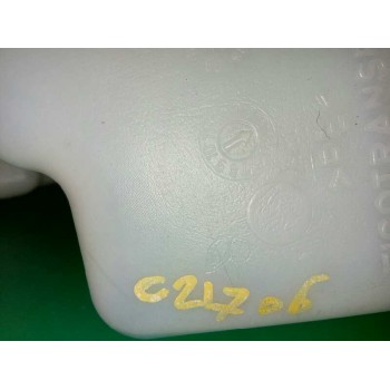 Recambio de deposito limpia para mitsubishi canter 4.05  plataforma 35 cabina individual (comfort) referencia OEM IAM   