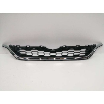 Recambio de rejilla delantera para honda cr-v referencia OEM IAM 71127T1VE010M1  