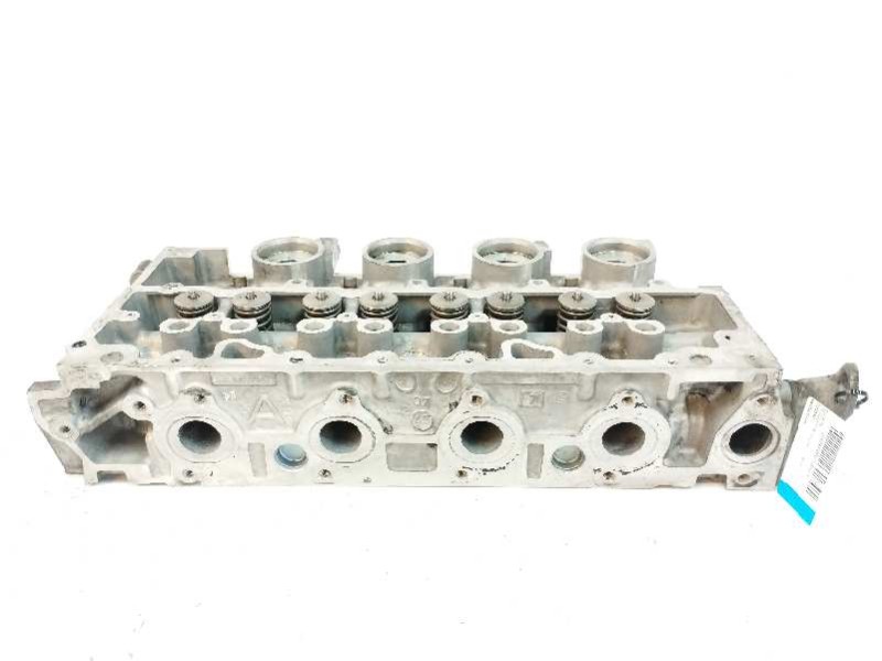 Recambio de culata para peugeot 207 x-line referencia OEM IAM 9643477110  