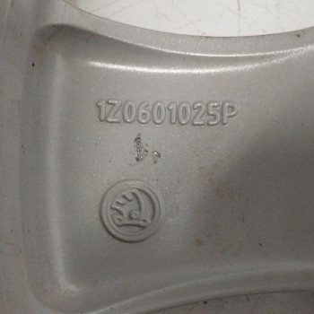 Recambio de llanta para skoda octavia berlina (1z3) 1.9 tdi referencia OEM IAM 1Z0601025P 6,5JX16H2ET50 5H 5X115
