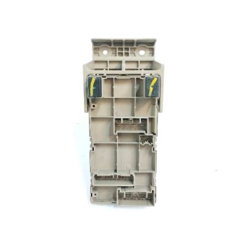 Recambio de caja reles / fusibles para subaru impreza g12 2.0 diesel cat referencia OEM IAM 82201FG010  