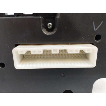 Recambio de mando climatizador para subaru impreza g12 2.0 diesel cat referencia OEM IAM 72311SC110  