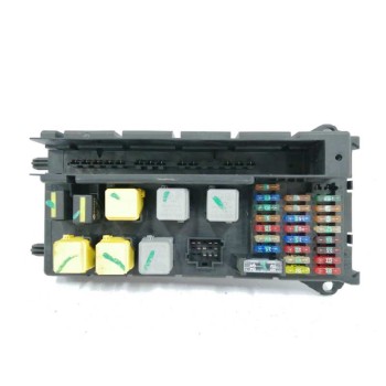 Recambio de caja reles / fusibles para volkswagen crafter caja cerrada caja cerrada 30 batalla corta referencia OEM IAM HVW90654