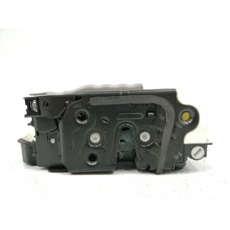 Recambio de cerradura puerta trasera izquierda para volkswagen golf vii lim. 1.6 tdi dpf referencia OEM IAM 5K4839015Q  