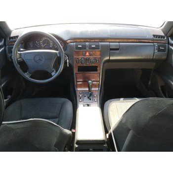 mercedes-benz clase e (w210) berlina diesel del año 1998