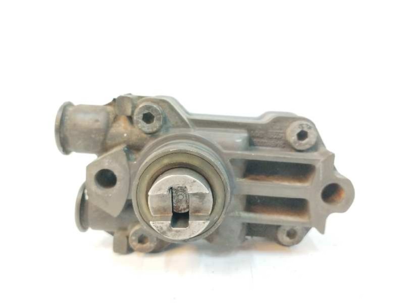 Recambio de bomba combustible para mercedes-benz clase v (w638) 2.2 16v cdi turbodiesel cat referencia OEM IAM A6110900250  