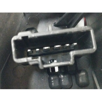 Recambio de piloto trasero izquierdo para peugeot 207 1.4 referencia OEM IAM 9686566080  