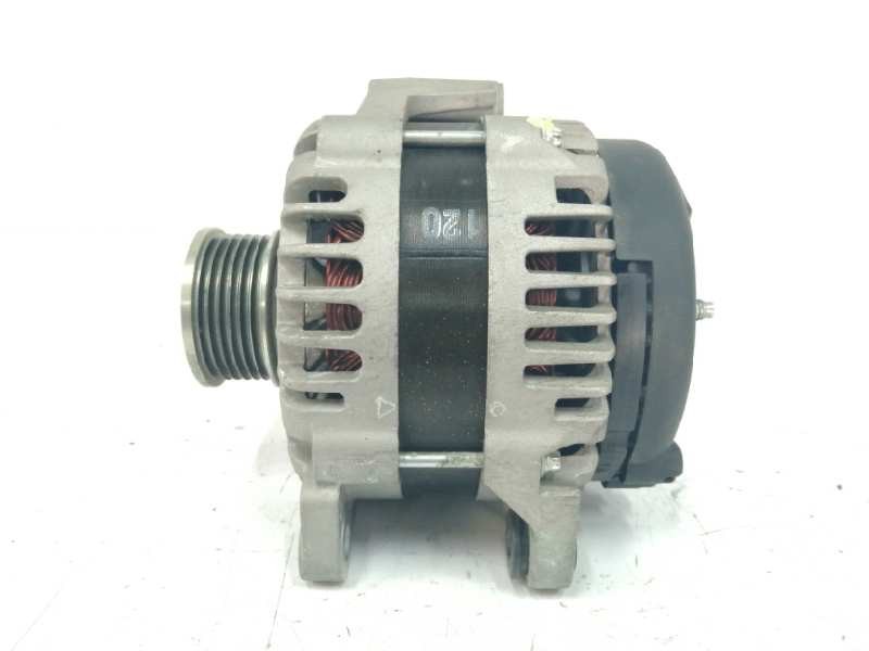 Recambio de alternador para ssangyong rodius xdi premium referencia OEM IAM A6711540202 120A 