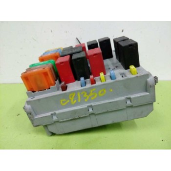 Recambio de caja reles / fusibles para fiat punto berlina (188) 1.3 jtd classic referencia OEM IAM 46835603  