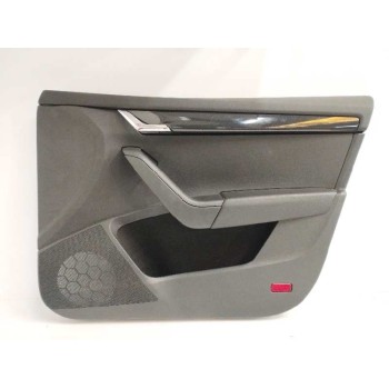 Recambio de guarnecido puerta delantera derecha para skoda octavia lim. (5e3) 2.0 tsi referencia OEM IAM 5E1867012 NEGRO 