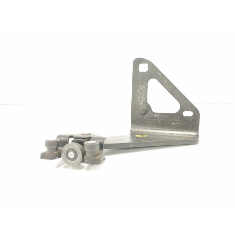 Recambio de soporte / guia puerta corredera para fiat talento kasten (296) 2.0 dci referencia OEM IAM 745965439R INFERIOR 934517