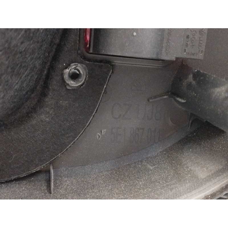 GUARNECIDO PUERTA DELANTERA IZQUIERDA NEGRO