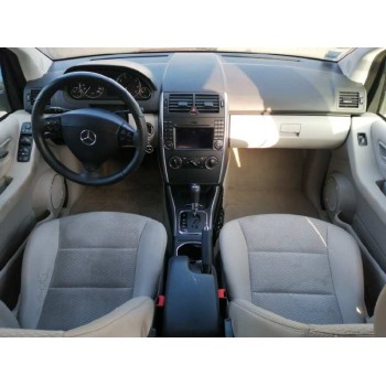 mercedes-benz clase a (w169) del año 2009