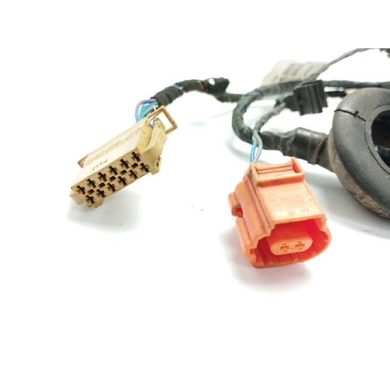 SENSOR DE APARCAMIENTO KIT TRASERO 5Q0919275