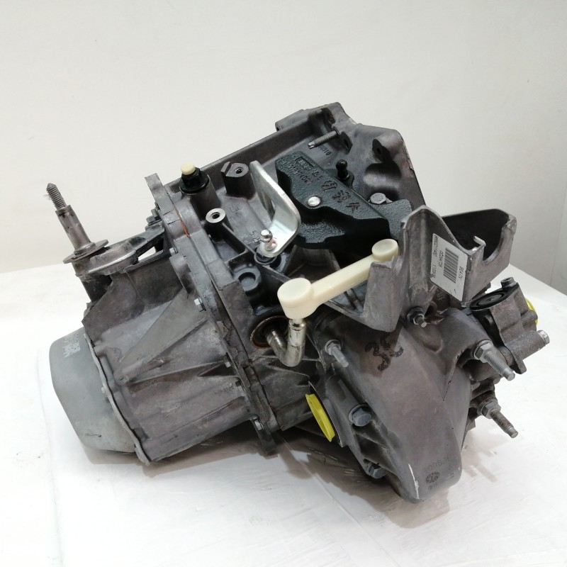 CAJA CAMBIOS 141181 KM