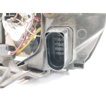 Recambio de faro derecho para ford focus berlina (cap) 1.6 tdci cat referencia OEM IAM 4M5113099AD PLASTICO REPARADO 