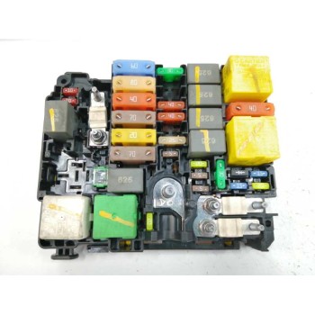 Recambio de caja reles / fusibles para citroën c4 grand picasso 1.2 12v e-thp referencia OEM IAM 9804848580 OBSERVAR FOTOS 