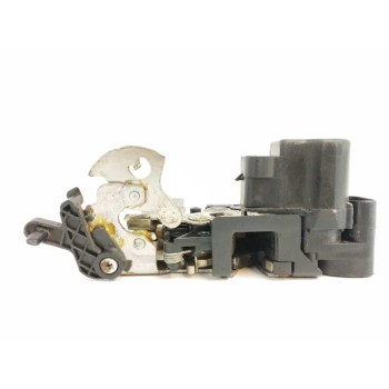Recambio de cerradura puerta trasera derecha para ssangyong rexton 2.7 turbodiesel cat referencia OEM IAM   