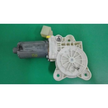 MOTOR ELEVALUNAS TRASERO DERECHO A2198200642 0130821432 