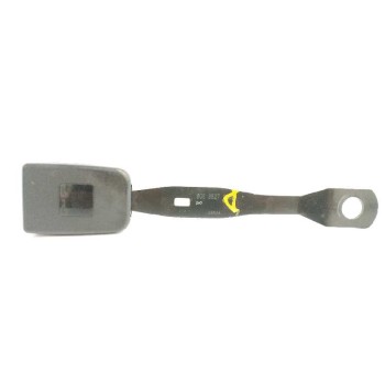 Recambio de enganche cinturon derecho para ssangyong rexton 2.7 turbodiesel cat referencia OEM IAM 606362700A DELANTERO 